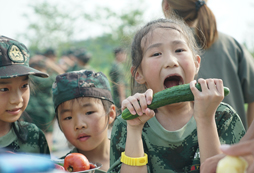 夏令營摒棄傳統(tǒng)枯燥軍訓(xùn)模式