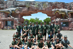 上海121軍事夏令營助孩子克服自身弱點(diǎn)