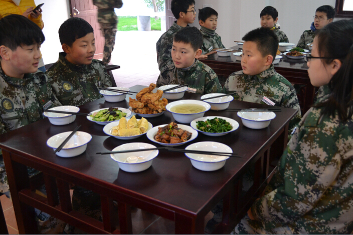 中國121軍事夏令營