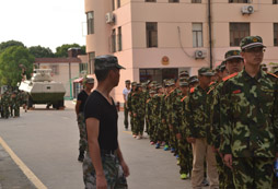 121軍事夏令營如何提升孩子能力？