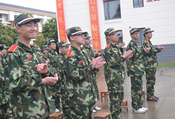 １２１軍事夏令營地址在哪