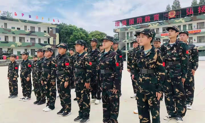 安徽軍事夏令營(yíng)口碑