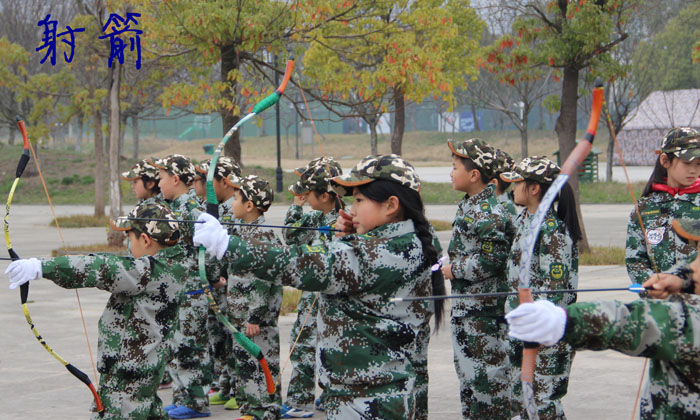 中學(xué)生的行為習(xí)慣養(yǎng)成從安徽軍旅訓(xùn)練營(yíng)開始.jpg