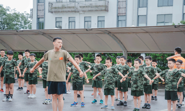 寶雞軍事夏令營安全保障.gif