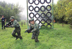 寶雞拓展夏令營引導(dǎo)孩子走向成功