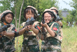 女子小隊