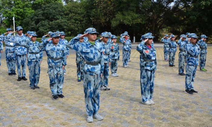 北京軍事夏令營要多少錢