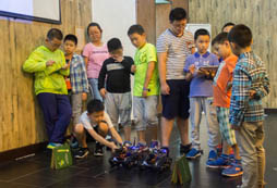 北京航天軍事夏令營帶著孩子的夢想啟航