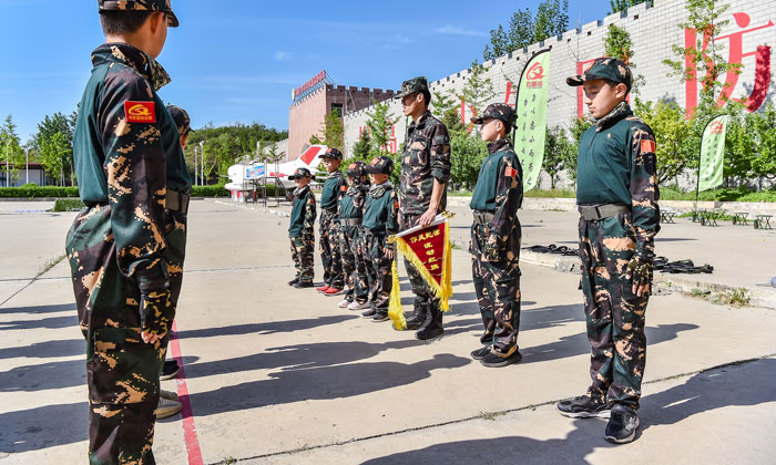 北京軍事夏令營一般多少錢一個月