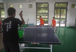 北京乒乓球夏令營告訴你打乒乓球的五大好處