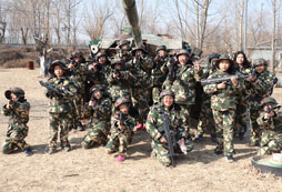 北京軍事夏令營讓孩子10天成功蛻變！
