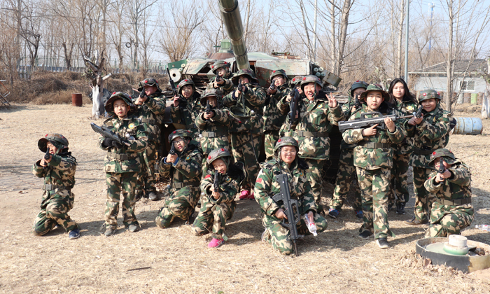 北京軍事夏令營.jpg