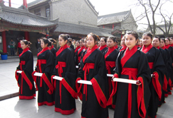 北京夏令營(yíng)讓孩子學(xué)會(huì)自我激勵(lì)