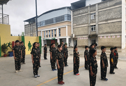 要改變命運(yùn)，先改變自己