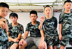 成都better軍事營帶孩子體會軍營文化