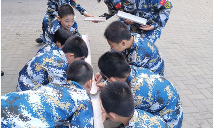 畢節(jié)科技夏令營激發(fā)孩子的探索科技精神！.jpg
