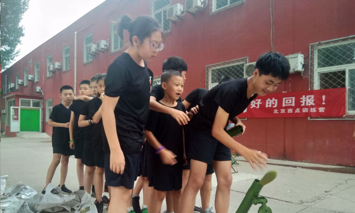 模擬炮彈演習