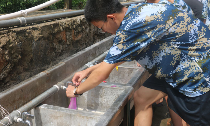水球大戰(zhàn)