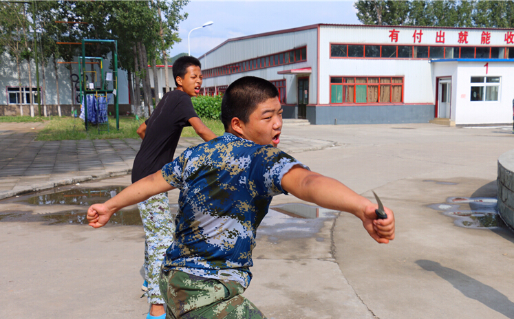 單兵戰(zhàn)術(shù)保護(hù)自己