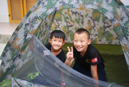 成功搭建完帳篷啦