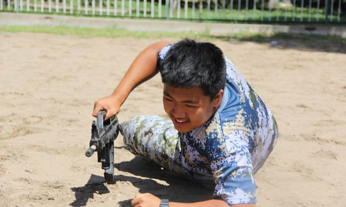 沙地射擊訓練