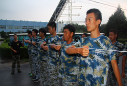 北京軍事夏令營幫助您的孩子完成蛻變