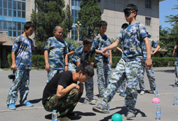 這個夏天北京青少年夏令營帶你走進軍營