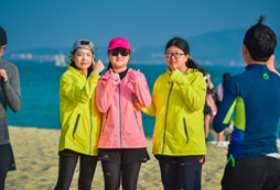 女子小合照