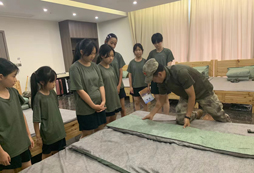 教官示范