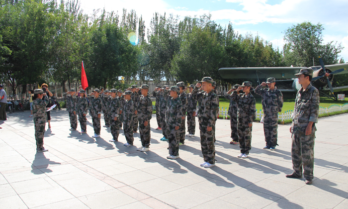 安徽中學(xué)生暑假軍訓(xùn)夏令營(yíng)