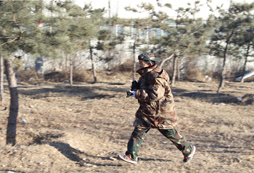 跑步射擊