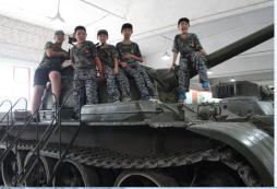 八一軍旅十天軍事挑戰(zhàn)夏令營的課程介紹