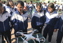 觀察無人機(jī)