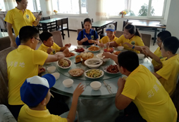 豐富的午餐