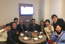 廚藝大賽評委品嘗中