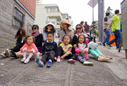 參加加拿大夏令營課程孩子居住在哪？