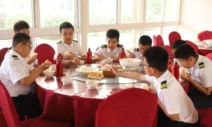 好吃好喝