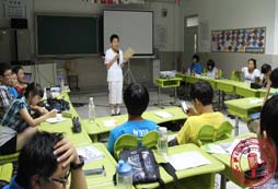 DAY4 英漢雙語口才營第五期演講達(dá)人再現(xiàn)風(fēng)采?。?/></a>
            <a class=