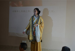 參加演講夏令營全面提高青少年語言綜合能力