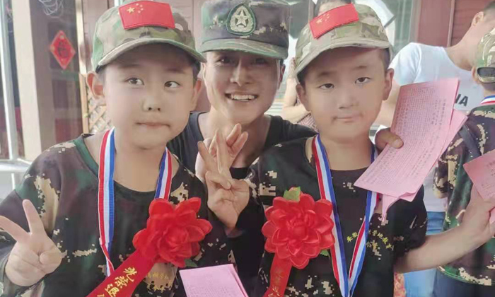 搏燃少年軍事訓(xùn)練營