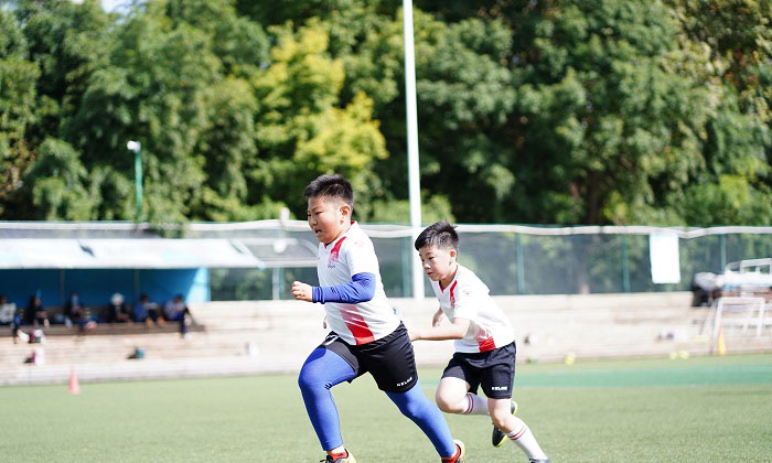 蠻拙體育足球夏令營