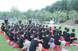 長沙暑期夏令營培養(yǎng)青少年的血性