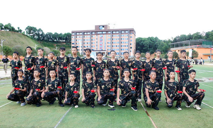 長沙軍事夏令營報名條件