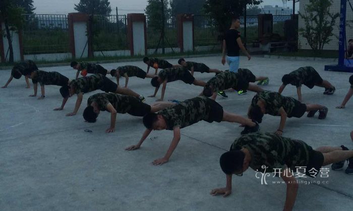 成都軍事夏令營
