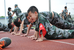 成都軍事夏令營課程有哪些特色？