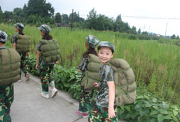成都拓展軍事夏令營安全保障怎么樣？