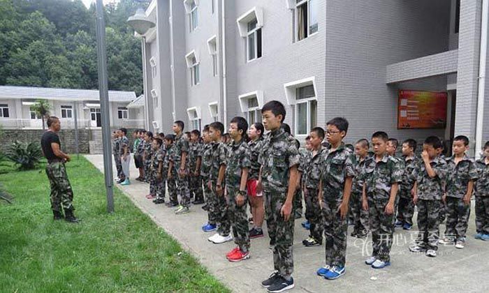 參加成都軍事夏令營費(fèi)用及天數(shù)一般是多少？