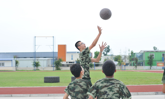 成都軍事夏令營的開營時間.jpg