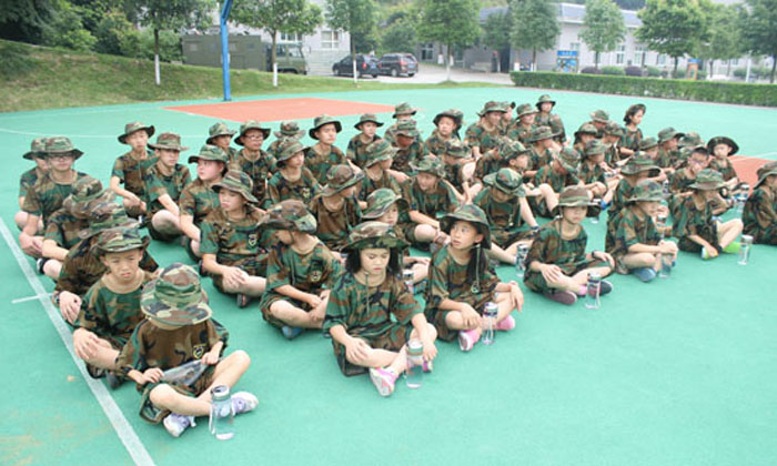成都軍事化夏令營機構(gòu)有哪些