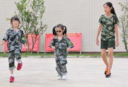 成都軍訓(xùn)夏令營(yíng)是鍛煉孩子的好平臺(tái)